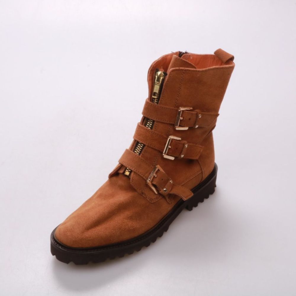 ботинки не указано