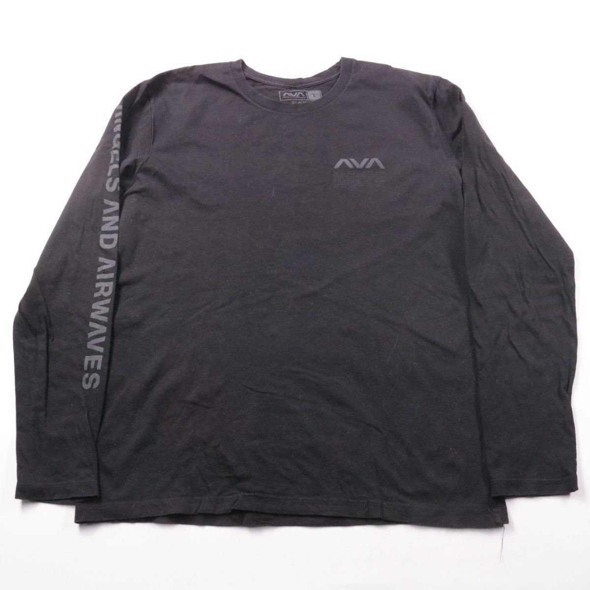 футболка AVA