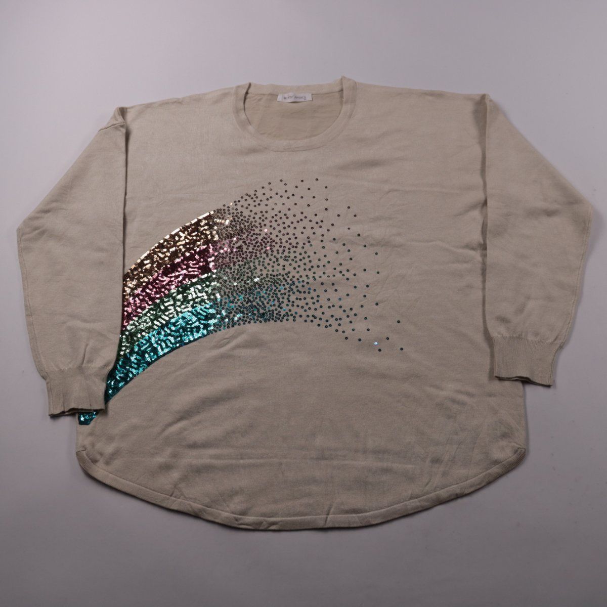 джемпер Betty Basics