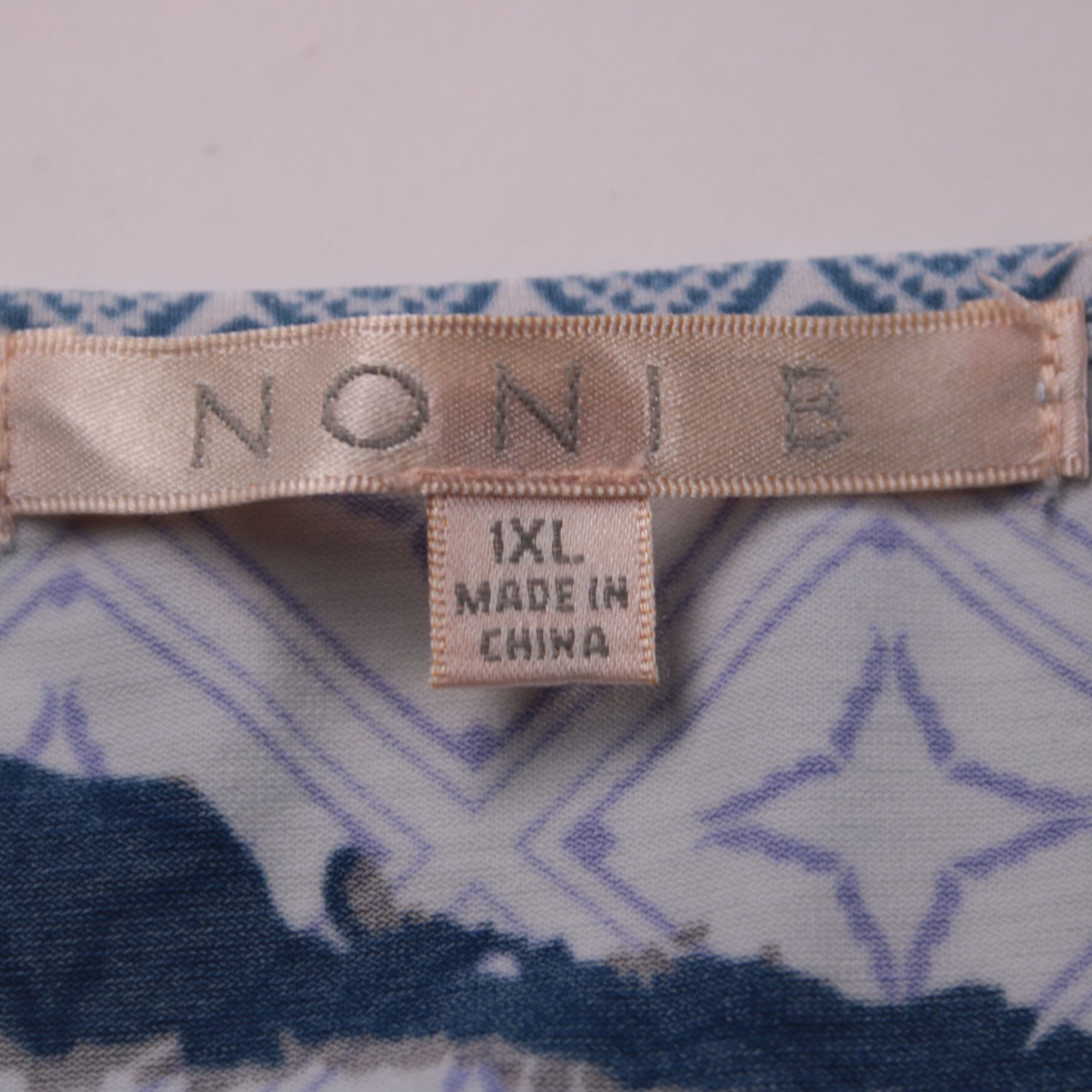 футболка Noni B