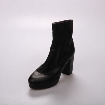 ботильоны Manas