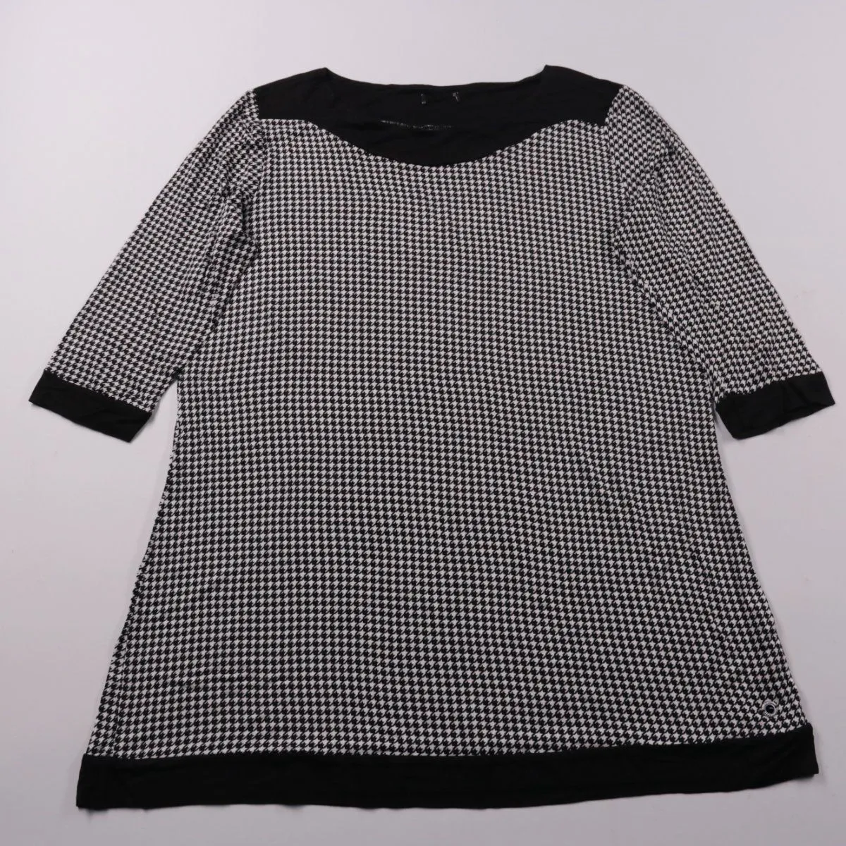 блузка не указано