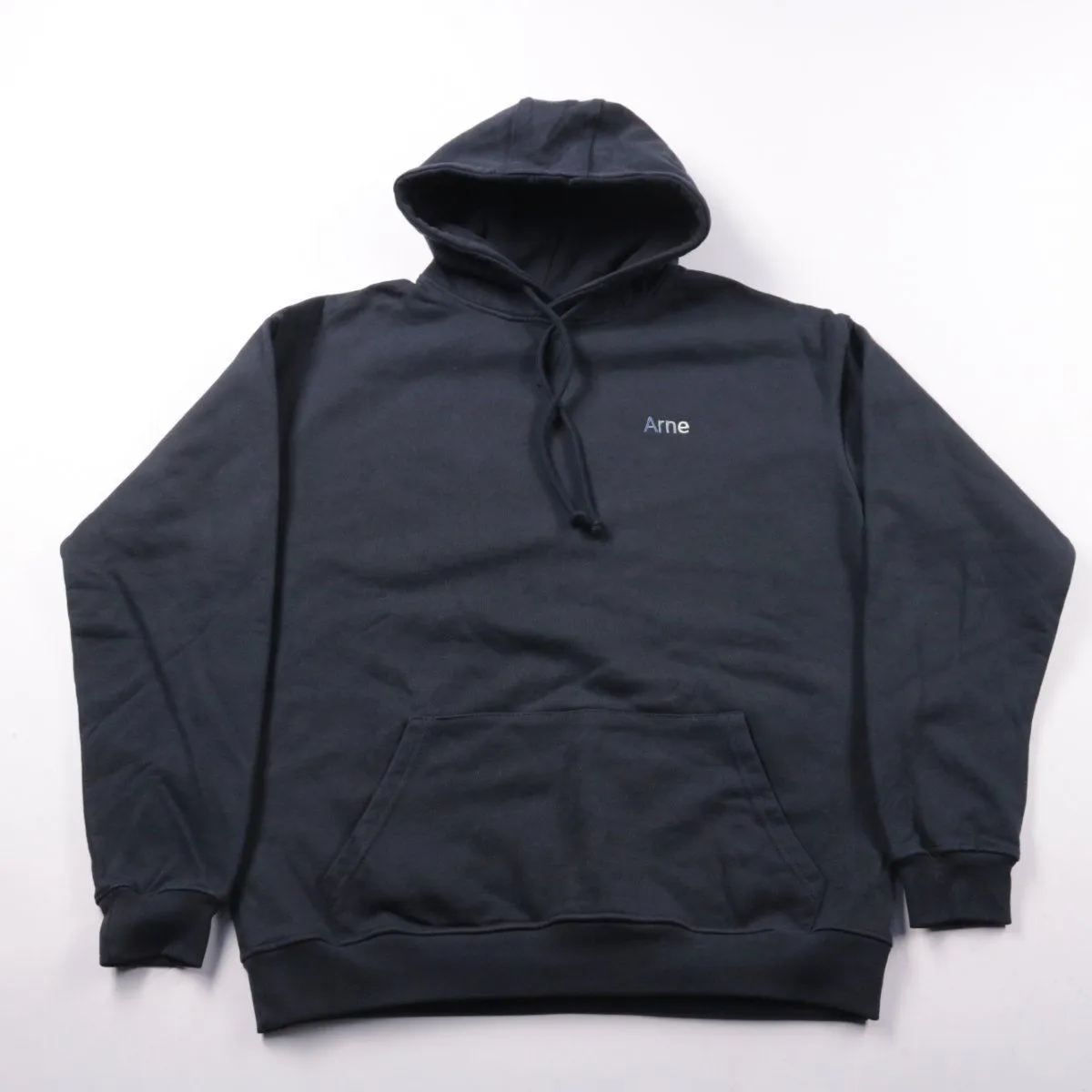 худи Arne