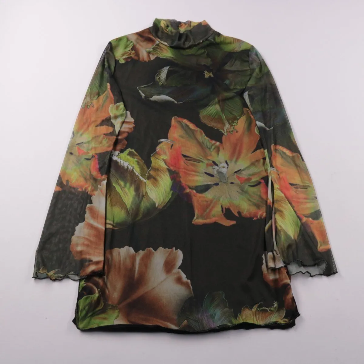 блузка PrettyLittleThing