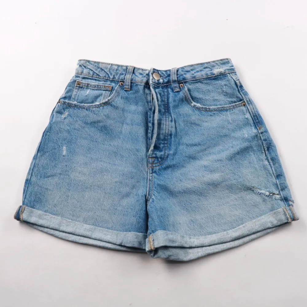 шорты Stradivarius